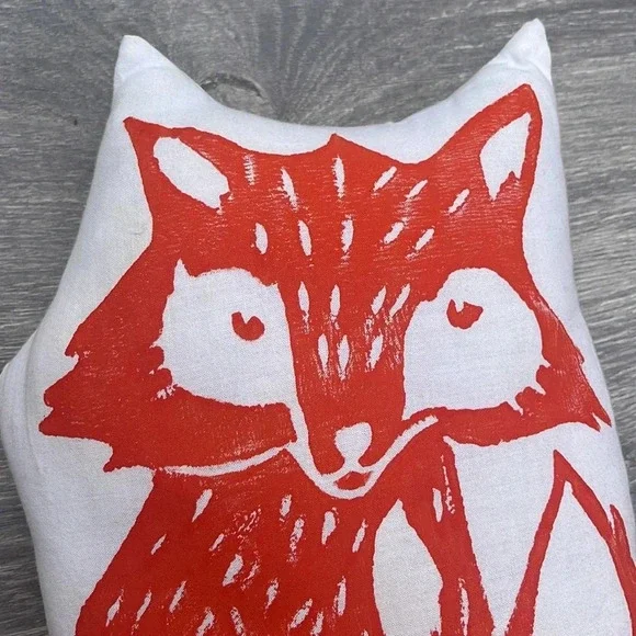Fox Pillow - Picture 2 of 3